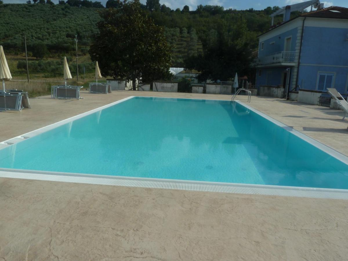 B&B Gli Orti Collecorvino Екстер'єр фото